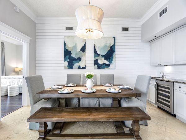 Luxurious Beachfront Penthouse in Panama City Beach - Family-Friendly Getaway