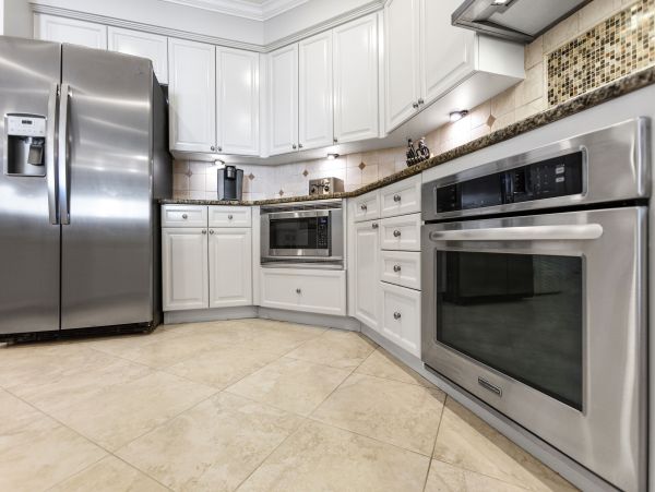 Luxurious Beachfront Penthouse in Panama City Beach - Family-Friendly Getaway