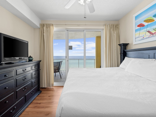 Two Bedroom / 2 Bathroom Panama city Beach Condo NEW ARRIVAL