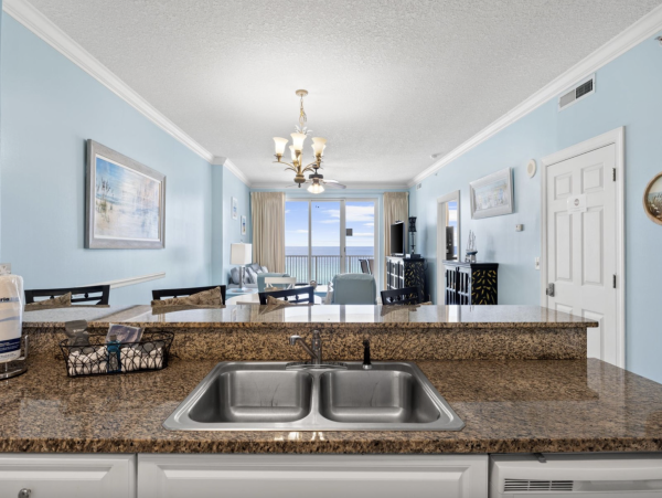 Two Bedroom / 2 Bathroom Panama city Beach Condo NEW ARRIVAL