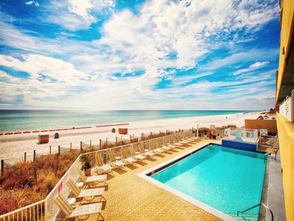 Two Bedroom / 2 Bathroom Panama city Beach Condo NEW ARRIVAL