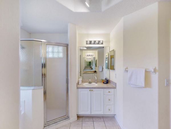 Orlando Home 982400