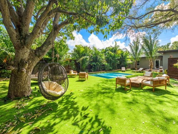 Miami Beach Three Bedroom Rental Home with Pool & Hot Tub