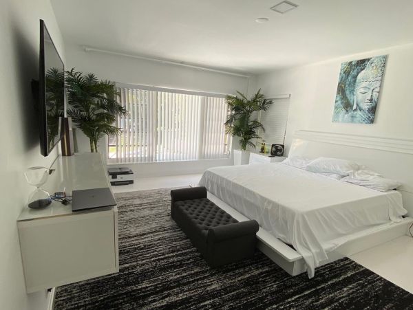 Sunny Isles Luxury Vacation Rental Home Three Bedrooms