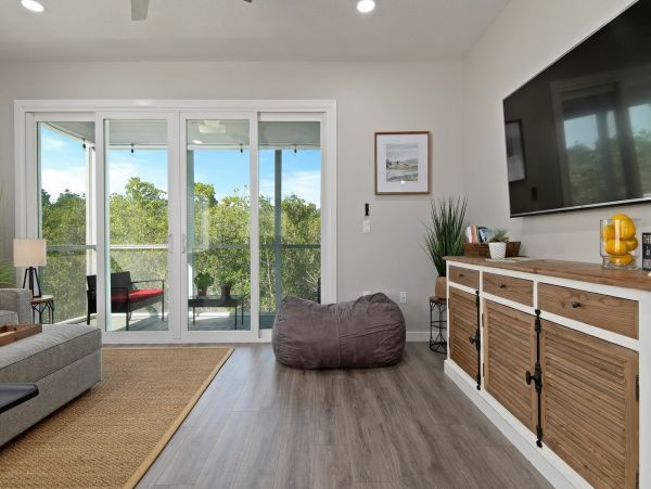 Renovated Longboat Key Two Bedroom Vacation Home Six Guests