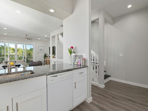 Renovated Longboat Key Two Bedroom Vacation Home Six Guests