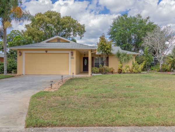 Quaint Pet Friendly Home with Private Pool