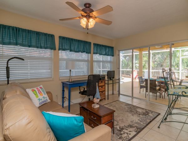 Quaint Pet Friendly Home with Private Pool