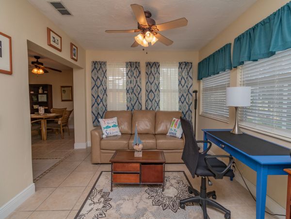 Quaint Pet Friendly Home with Private Pool
