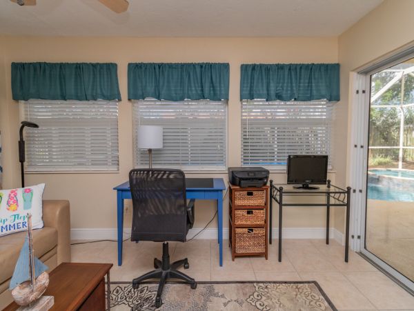 Quaint Pet Friendly Home with Private Pool