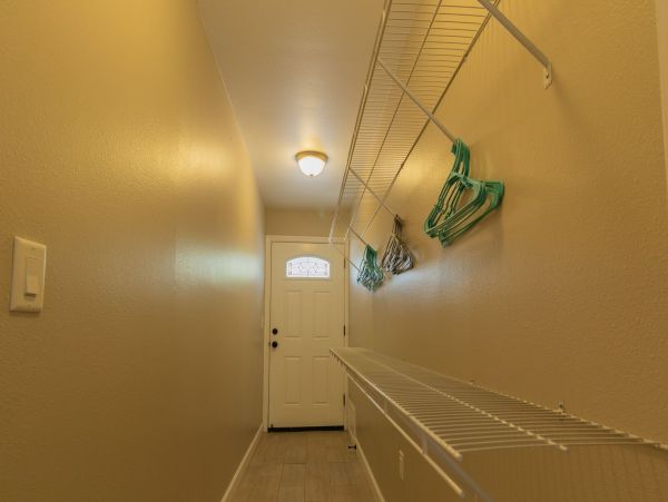 Bradenton Three Bedroom Vacation Home Sleeps 12 Guests