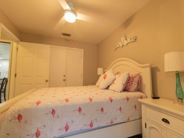 Bradenton Three Bedroom Vacation Home Sleeps 12 Guests