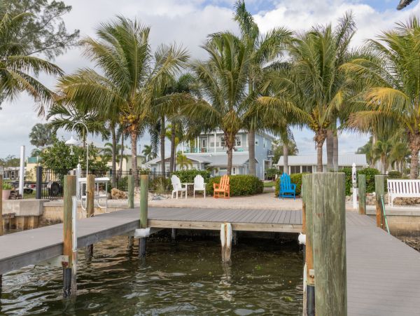 Bradenton Three Bedroom Vacation Home Sleeps 12 Guests