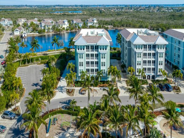 Anna Maria Island Holmes Beach Condo 982475