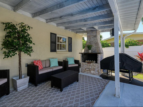 Bradenton 3 Bedroom Home with Private Pool