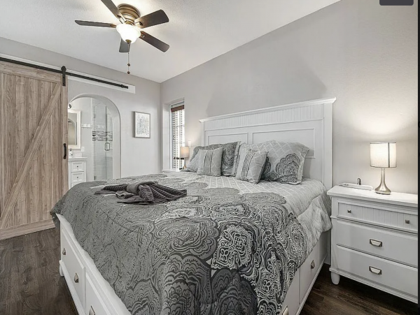 Bradenton 3 Bedroom Home with Private Pool