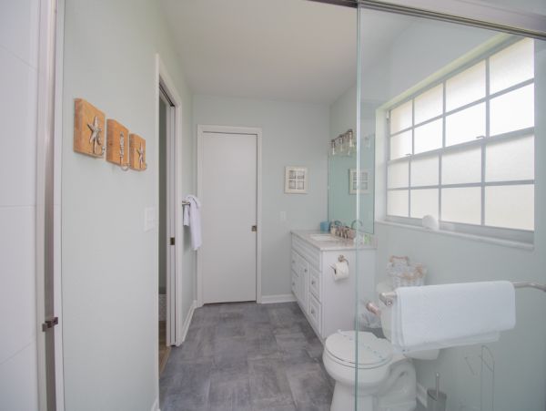 Value Priced Great three Bedroom Bradenton Florida