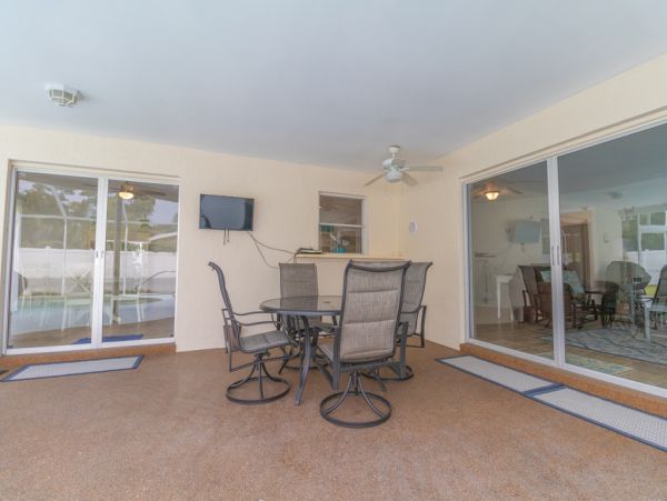 Value Priced Great three Bedroom Bradenton Florida