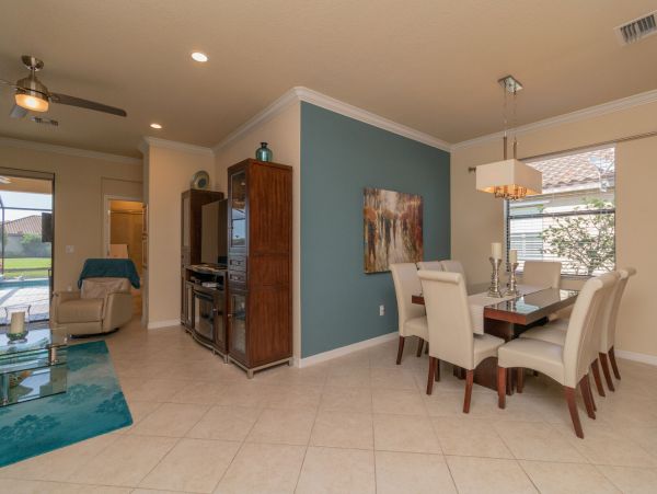 Anna Maria Island Holmes Beach Home 982481