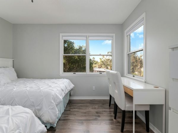 Gorgeous Newly Renovated Beach Condo