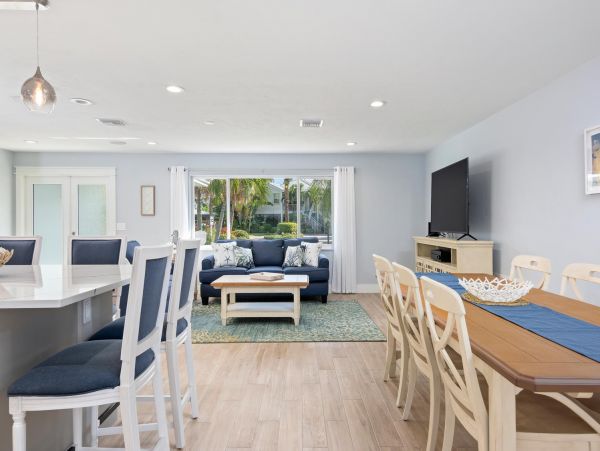 Anna Maria Island Holmes Beach Home 982486