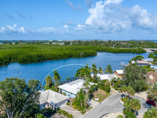 Anna Maria Island Holmes Beach Home 982486