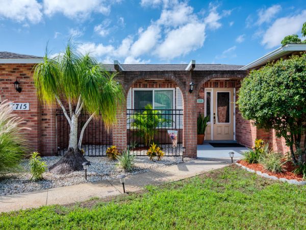 2 Minute Drive to Beach in West Bradenton
