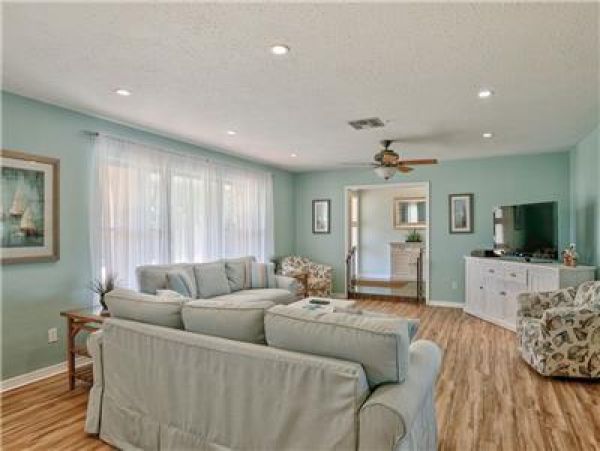 Anna Maria Island Holmes Beach Home 982490