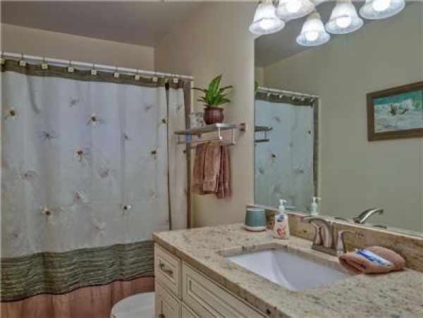 Anna Maria Island Holmes Beach Home 982490