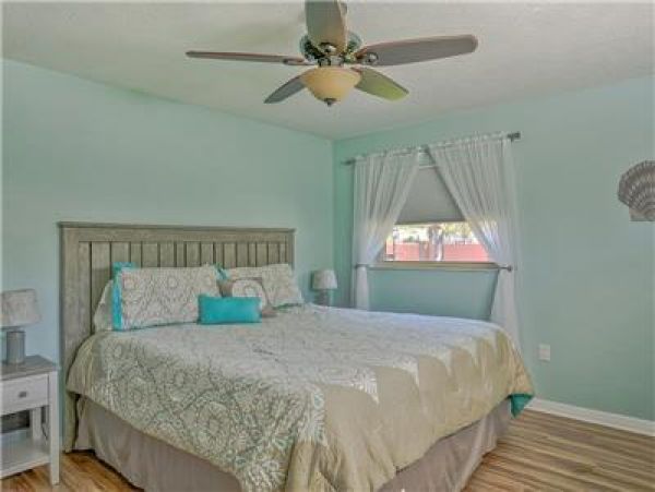 Anna Maria Island Holmes Beach Home 982490