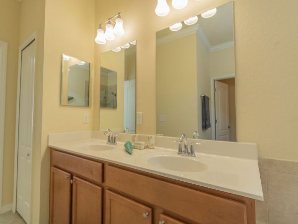 Anna Maria Island Holmes Beach Home 982491