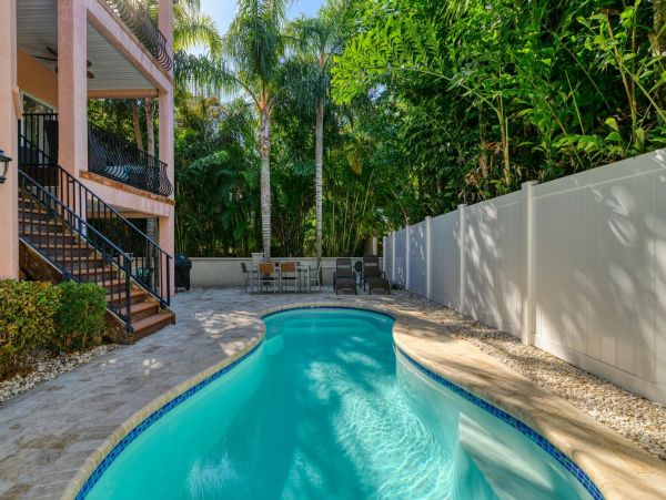 Anna Maria Island Holmes Beach Home 982492
