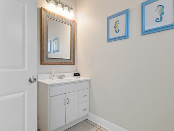 Anna Maria Island Holmes Beach Home 982492
