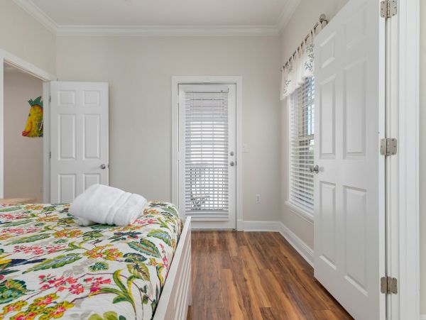Anna Maria Island Holmes Beach Home 982492