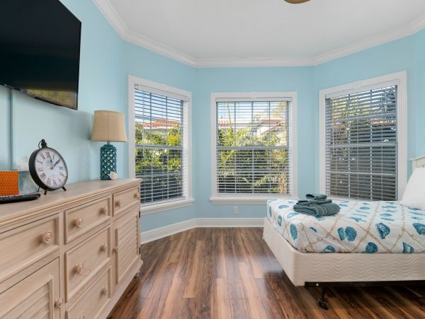 Anna Maria Island Holmes Beach Home 982492