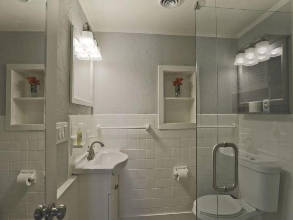 Cortez One Bedroom Waterfront Vacation Rental