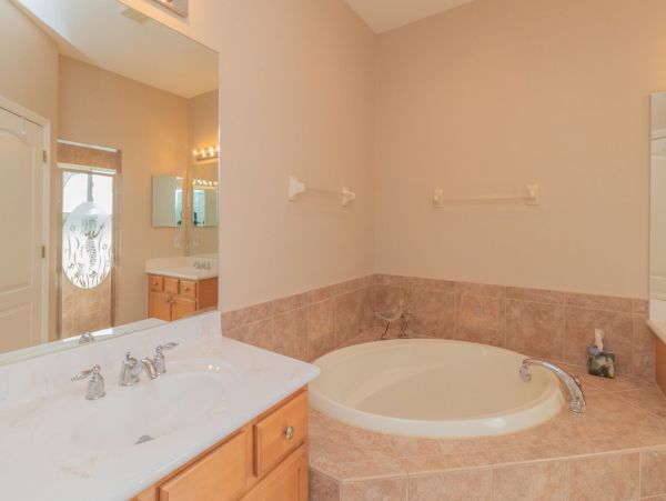 Anna Maria Island Holmes Beach Home 982497