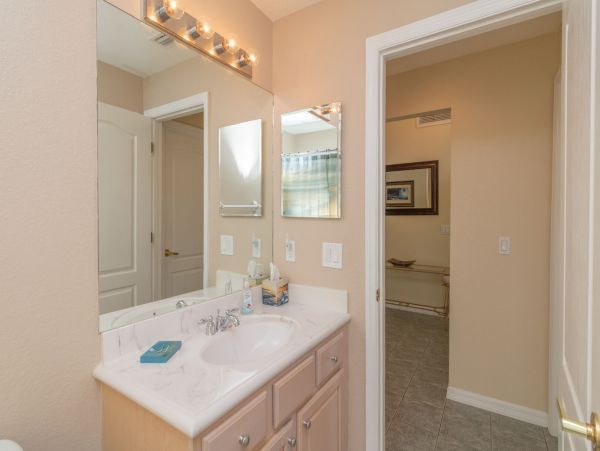Anna Maria Island Holmes Beach Home 982497