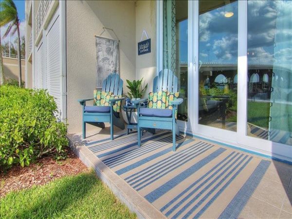 St. Petersburg Condo 982502