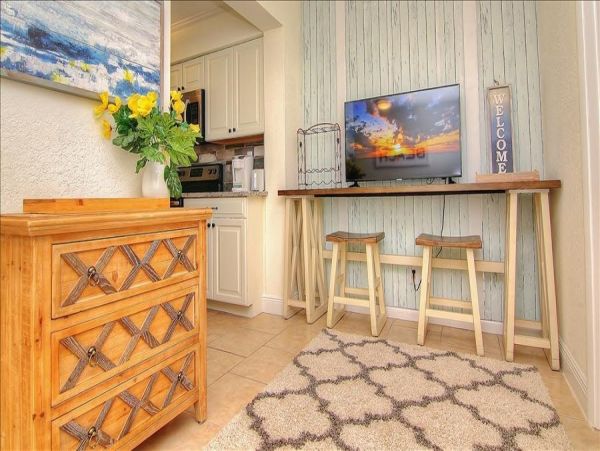 St. Petersburg Condo 982502