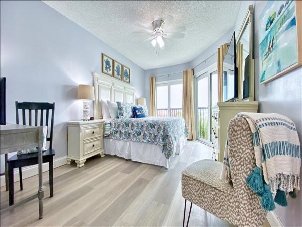 Treasure Island Condo 982503