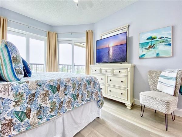 Treasure Island Condo 982503