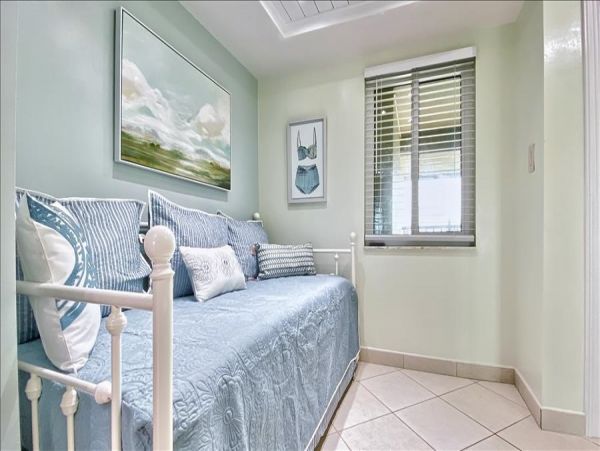 Treasure Island Condo 982503