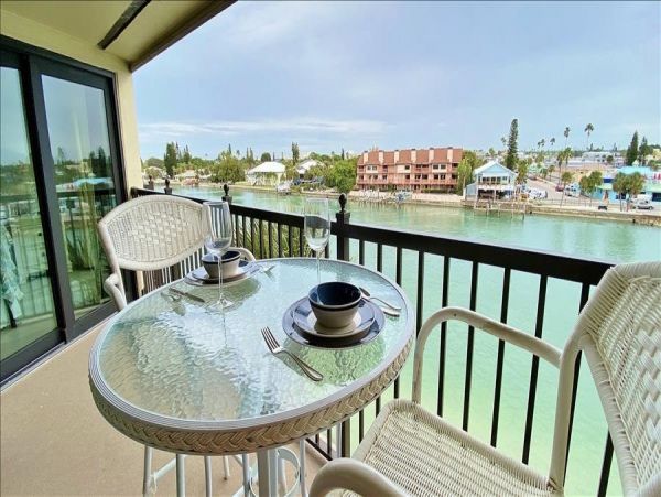 Treasure Island Condo 982503