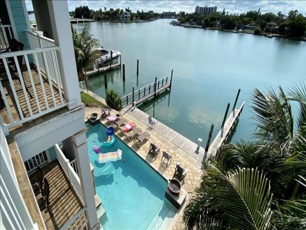 Treasure Island Condo 982508
