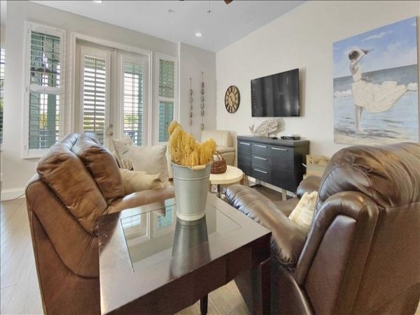 Treasure Island Condo 982508
