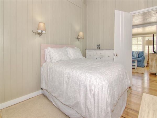 Treasure Island Condo 982509