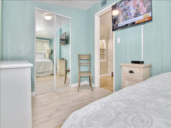 Treasure Island Condo 982509