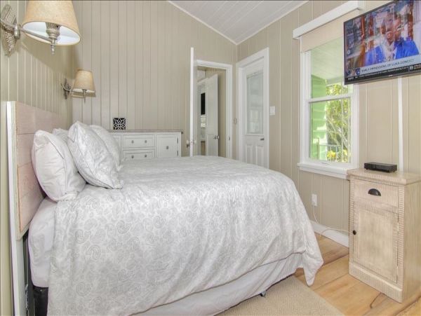 Treasure Island Condo 982509