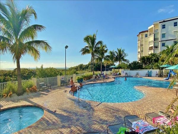 Treasure Island Condo 982512